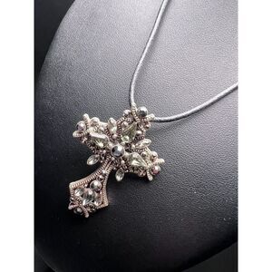 Premier Designs Cross Pendant